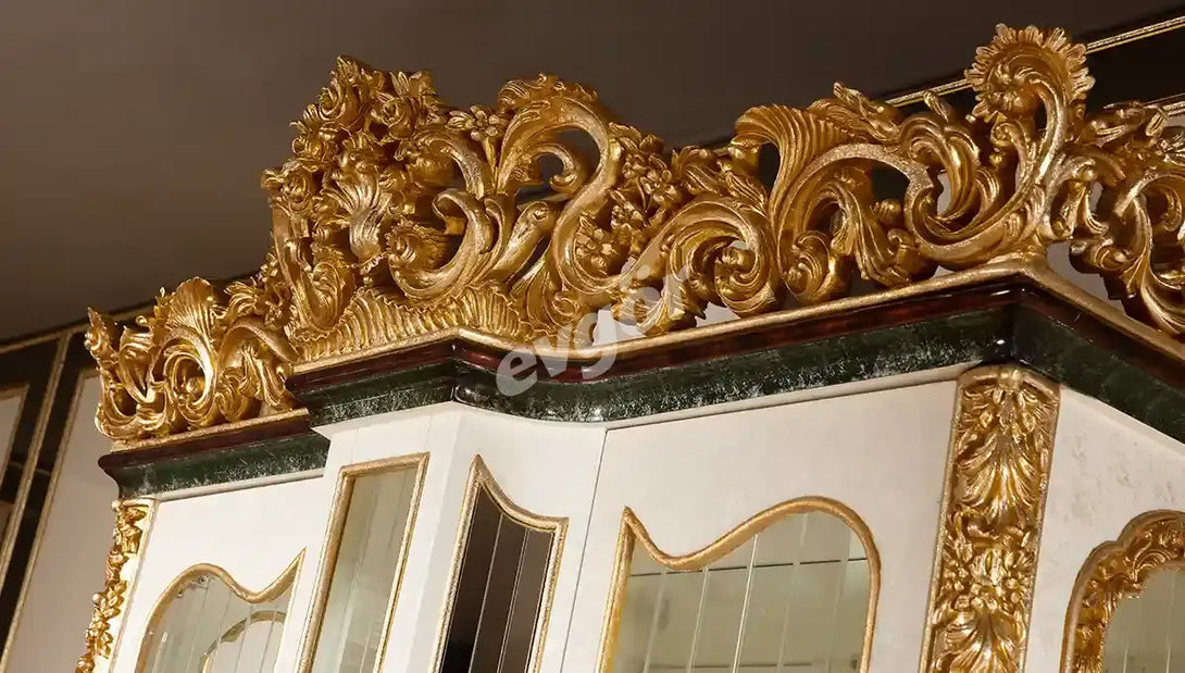 Hümeyra Varaklı Klasik Yemek Odası