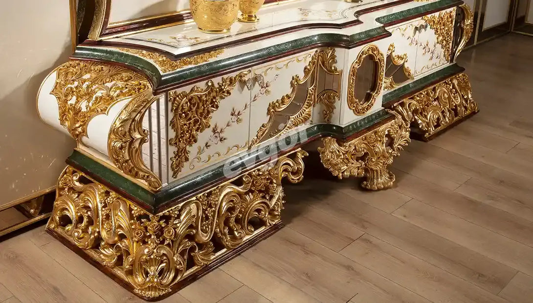 Hümeyra Varaklı Klasik Yemek Odası