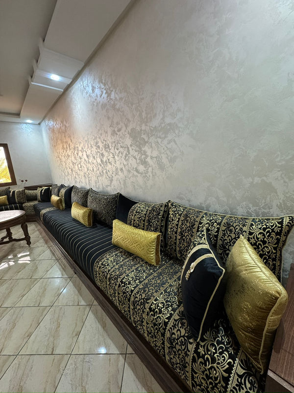 Luxuriöses marokkanisches Majlis-Sofa-Set – Maßgefertigter, handgefertigter Salon-Berber